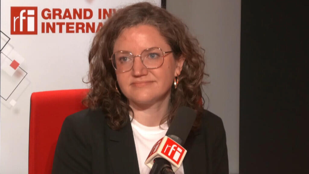 Marie Toussaint, députée européenne écologiste, Vice-présidente du groupe Verts européen dans les studios de RFI, le 6 juin 2025.